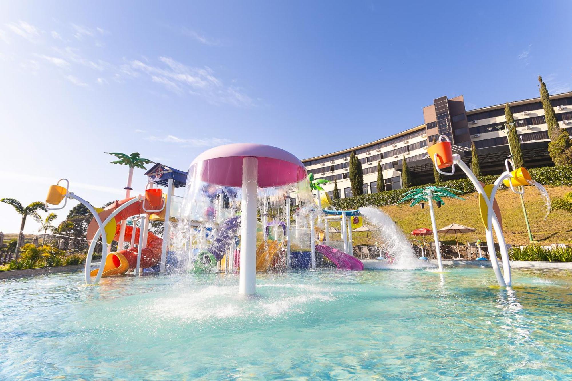 Golden Park All Inclusive Poços de Caldas Dış mekan fotoğraf The water park at the hotel